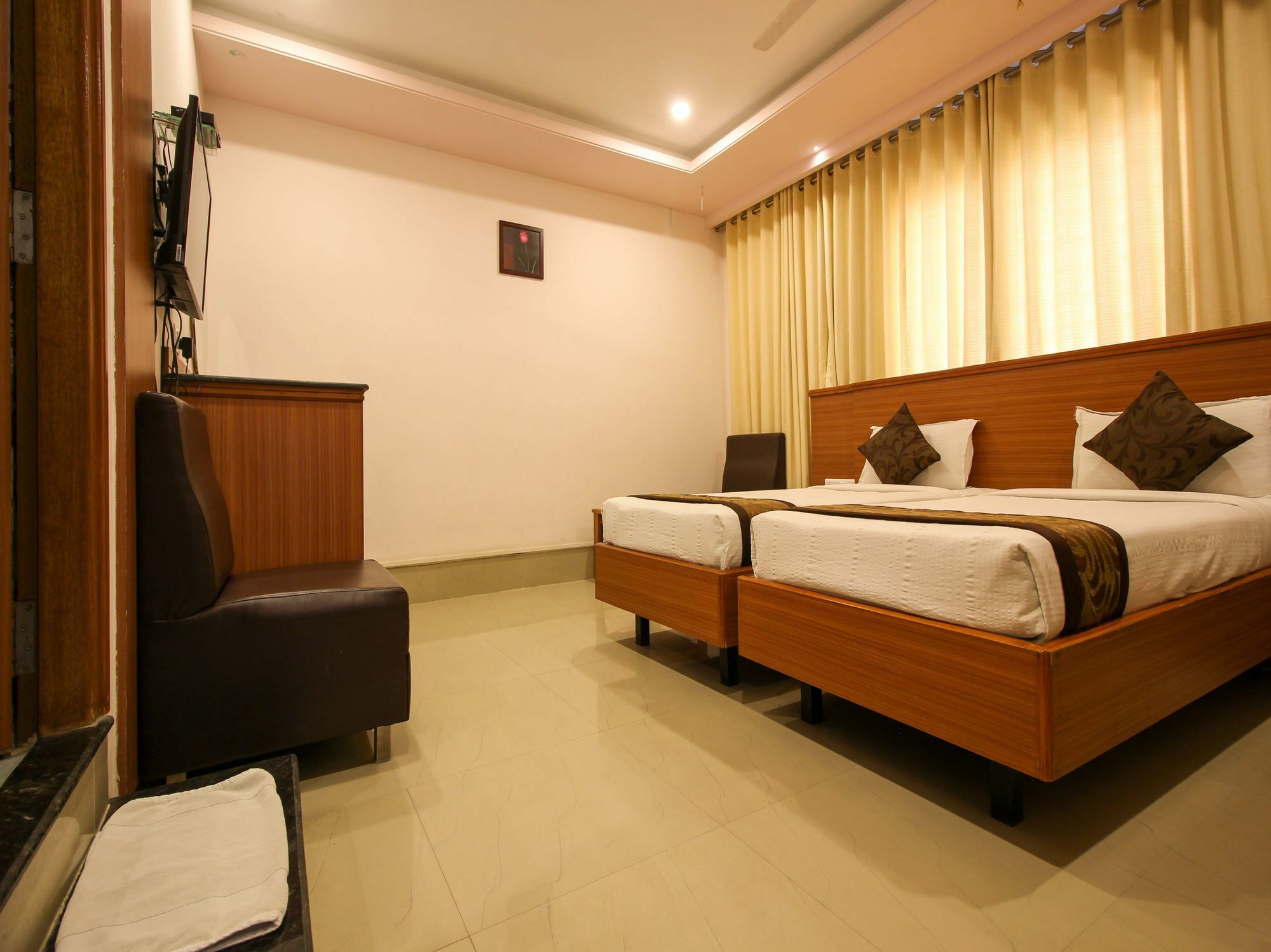 Oyo 6960 Kengeri Hotel Bangalore Luaran gambar
