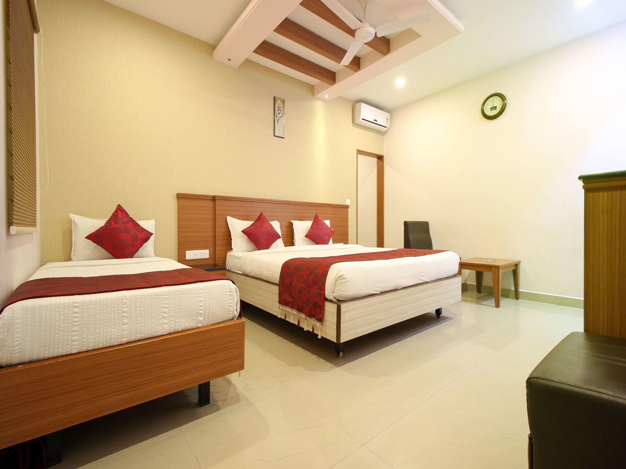 Oyo 6960 Kengeri Hotel Bangalore Luaran gambar